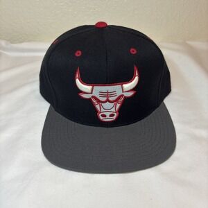 Mitchell And Ness NBA Chicago Bulls Black/Gray SnapBack Hat Cap‎